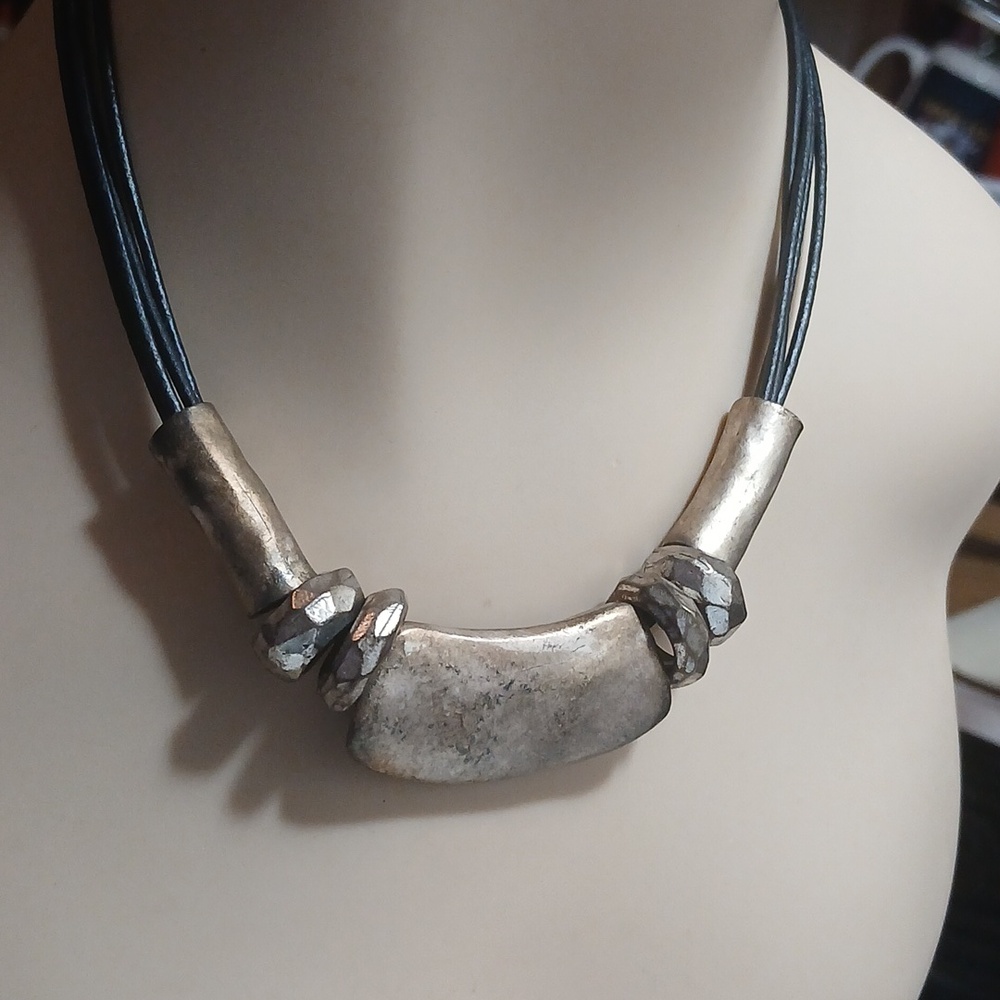Chicos Mixed Metal Primitive/Modern Vibe Necklace